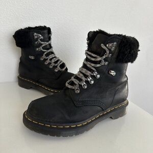 Dr. Martens Serena Collar Fur Lined Combat Boots Leather Winter Combat Women's 6